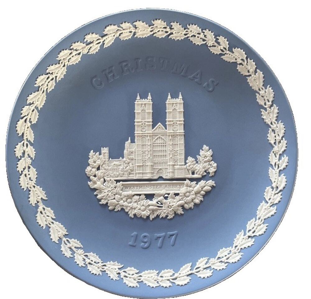 Vtg Wedgwood Blue Jasperware Porcelian Plate Christmas 1977 Westminster Abbey